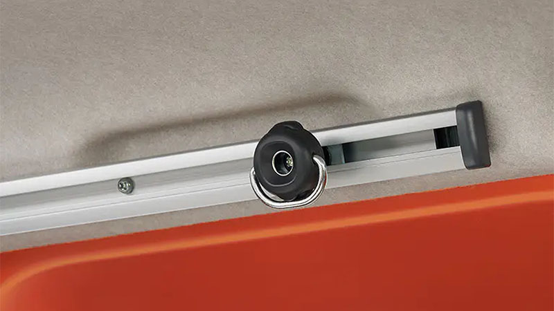 マルチレールに装着可能なユーティリティフック